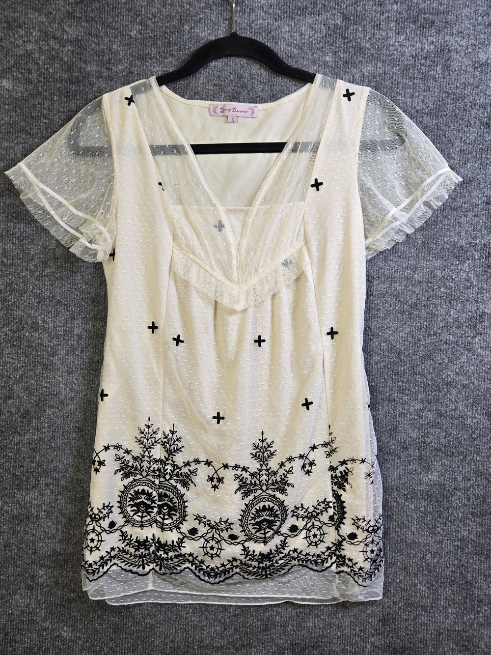 Young Essence Top Womens S Cream Black Knit Lace Mesh Overlay Goth Romantic